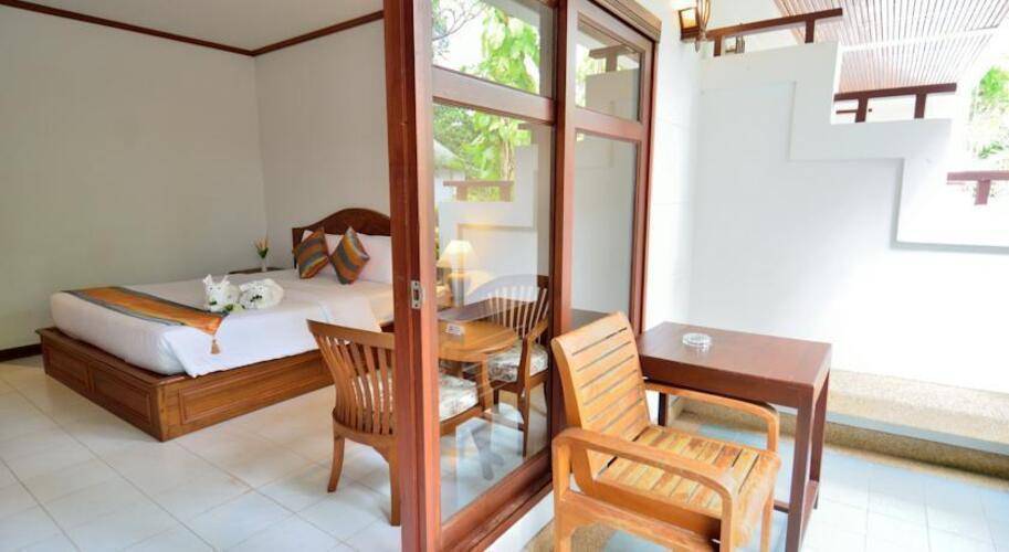 First Bungalow Beach Resort Samui