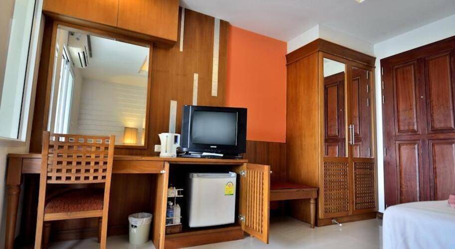 First Bungalow Beach Resort Samui