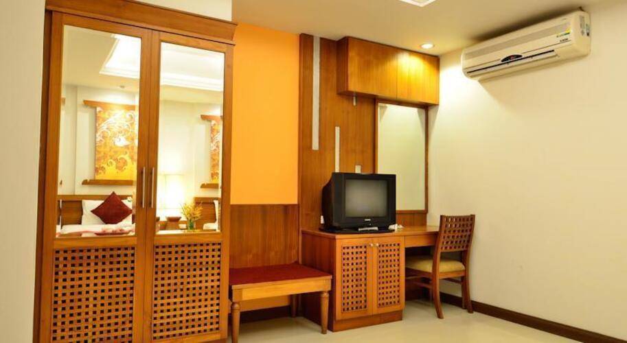 First Bungalow Beach Resort Samui
