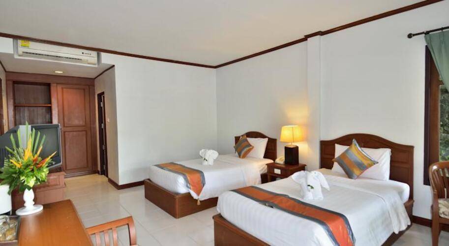 First Bungalow Beach Resort Samui