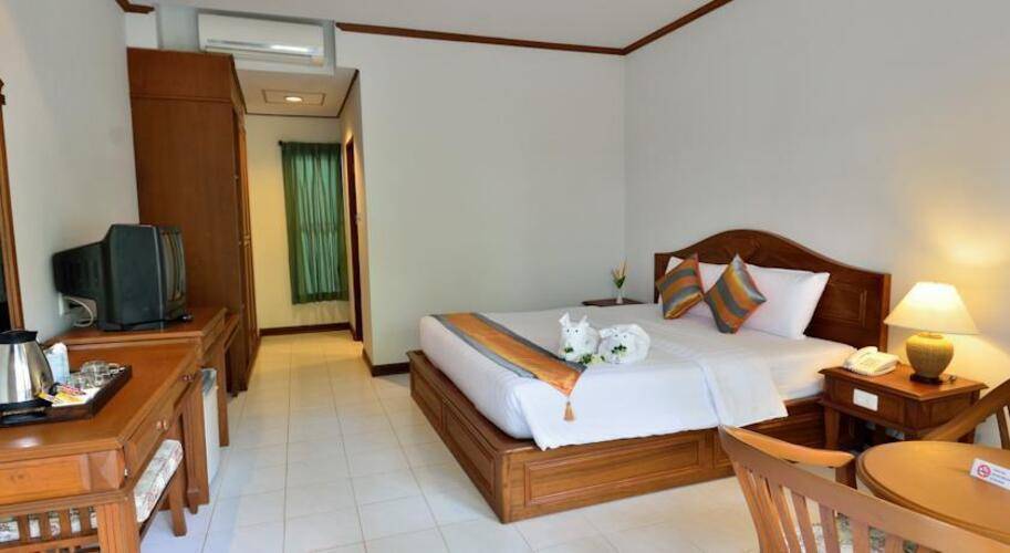 First Bungalow Beach Resort Samui