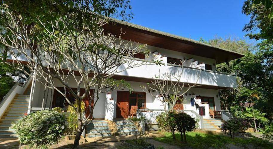 First Bungalow Beach Resort Samui