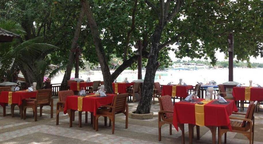 First Bungalow Beach Resort Samui