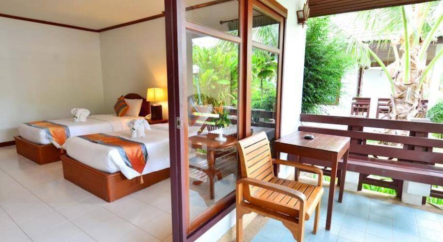 First Bungalow Beach Resort Samui