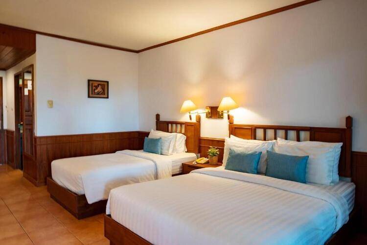 Coral Cliff Beach Resort