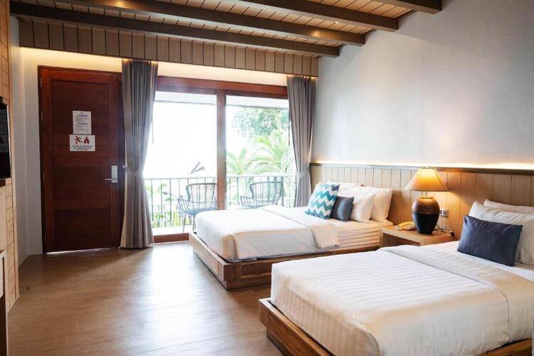 Coral Cliff Beach Resort