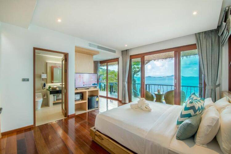 Coral Cliff Beach Resort
