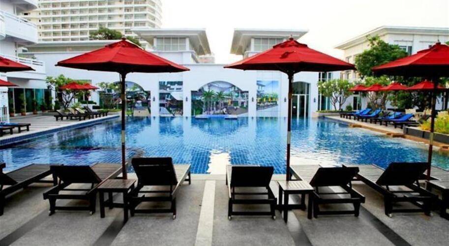 D Varee Jomtien Beach