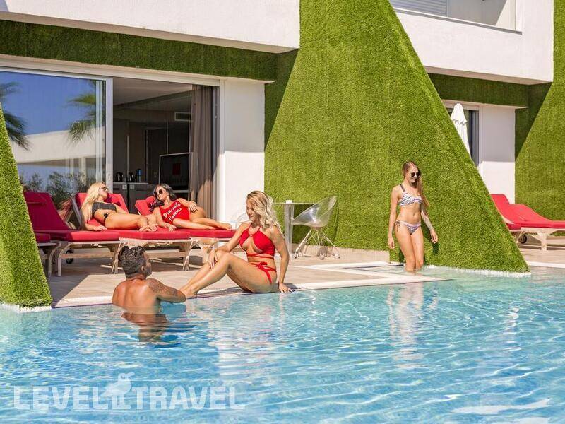 Фотография Adam & Eve (Adults Only 16+)