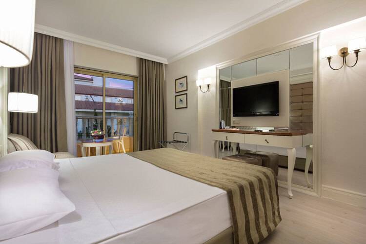 Aydinbey Famous Resort