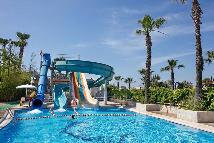 Aydinbey Famous Resort