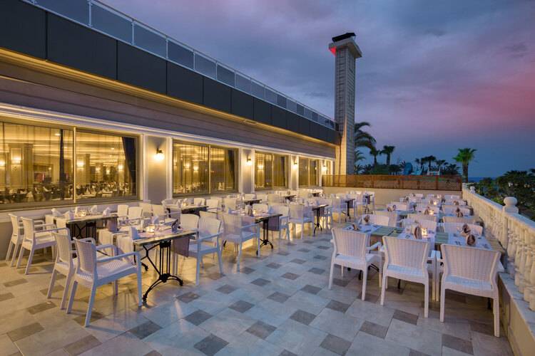 Aydinbey Famous Resort