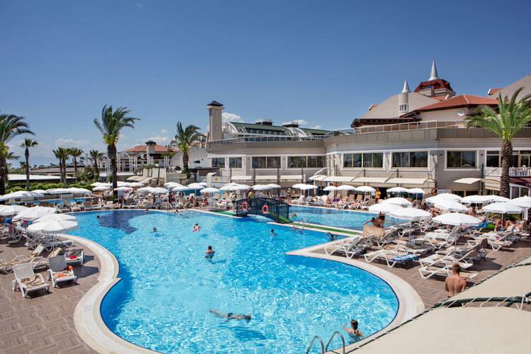 Aydinbey Famous Resort