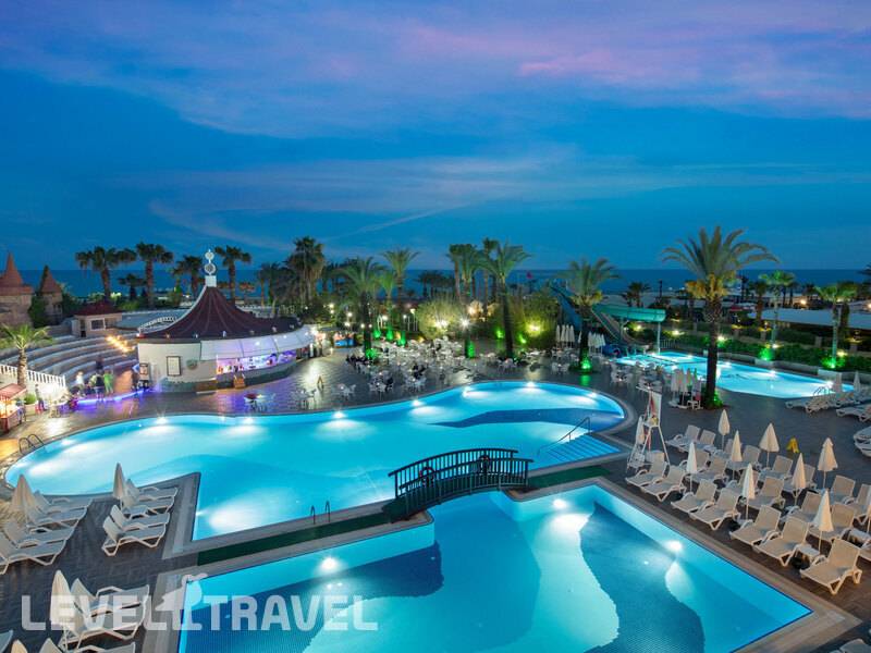 Фотография Aydinbey Famous Resort