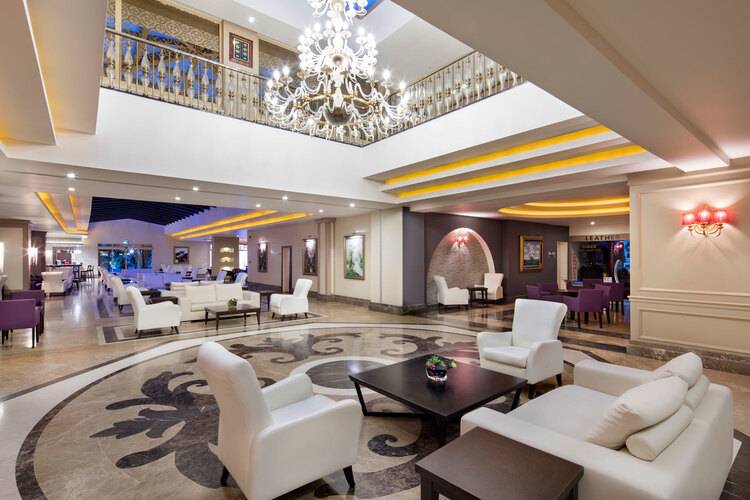 Aydinbey Famous Resort