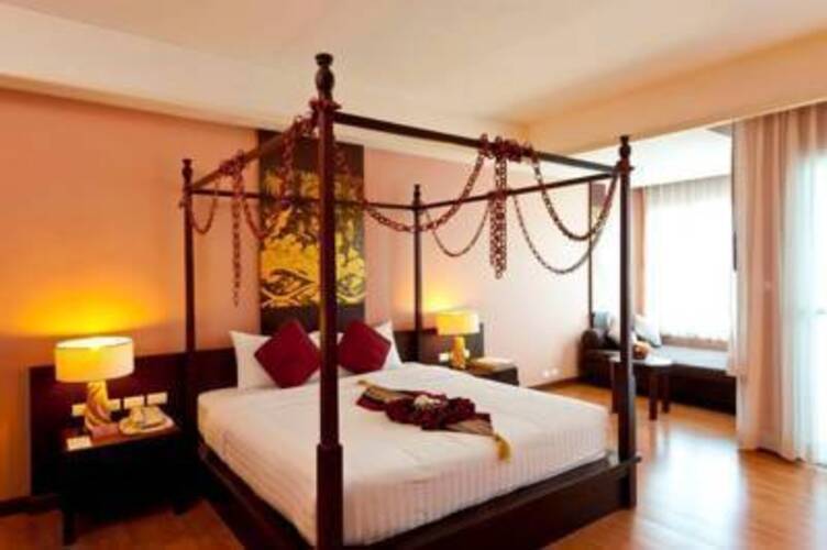 Grand Pacific Sovereign Resort & Spa