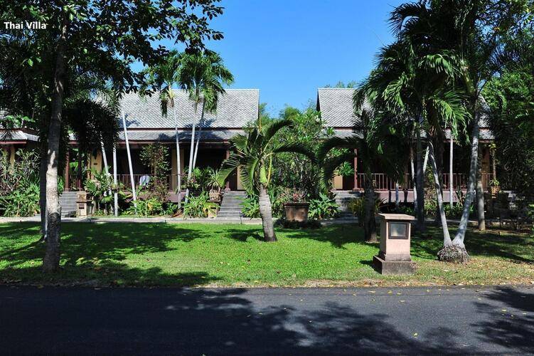 Botany Beach Resort