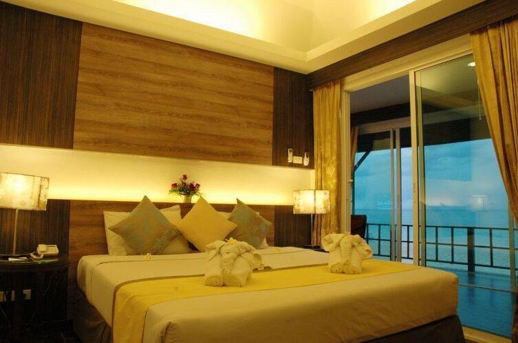 Al's Resort