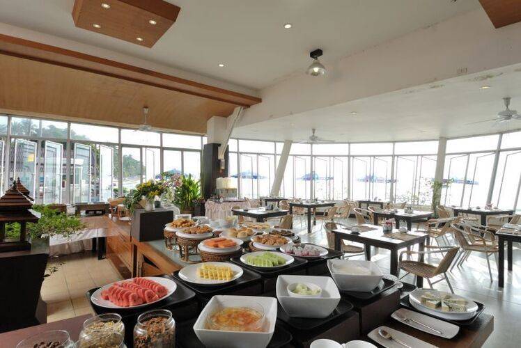 Al's Resort