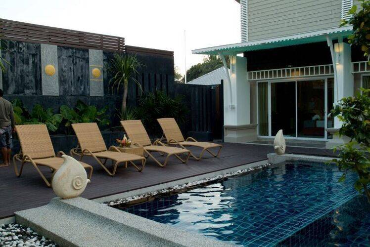 Al's Resort