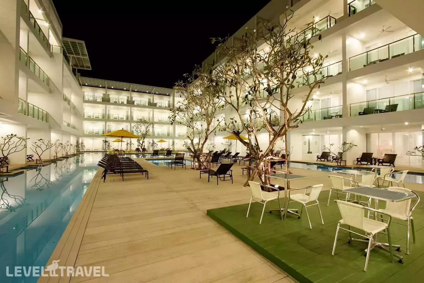 The Old Phuket Karon Beach Resort