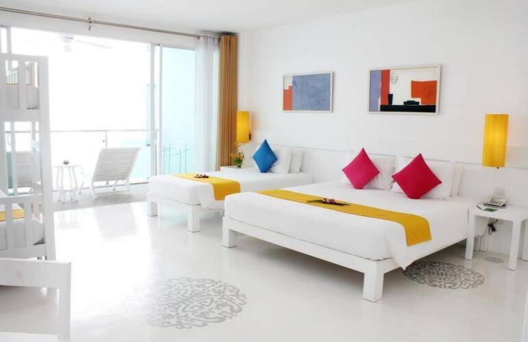 The Old Phuket Karon Beach Resort