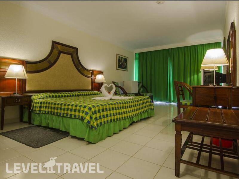 Фотография Be Live Los Cactus (Adults Only 16+) (Ex.Breezes Varadero)