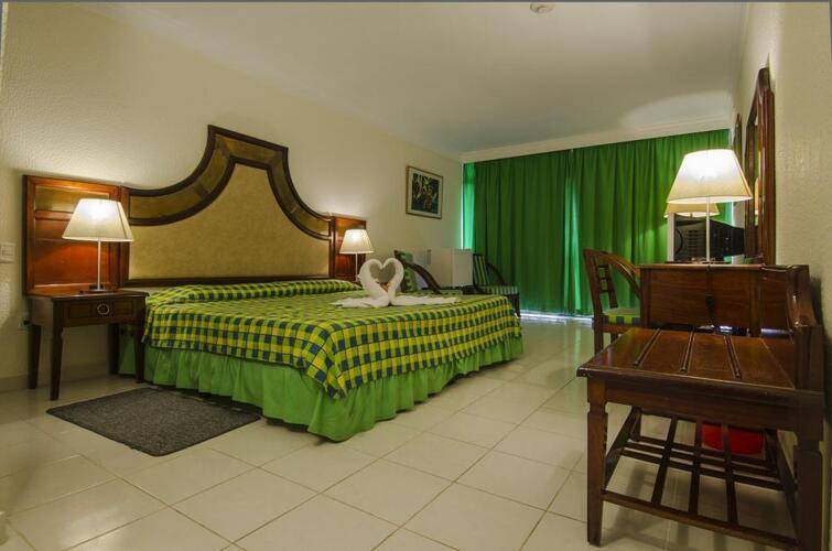 Be Live Los Cactus (Adults Only 16+) (Ex.Breezes Varadero)