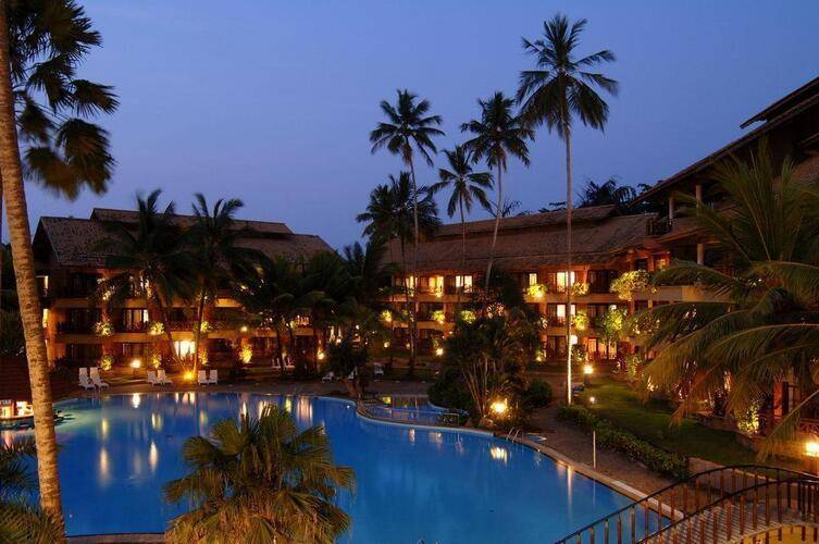 Royal Palms Beach Hotel