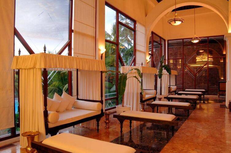 Royal Palms Beach Hotel