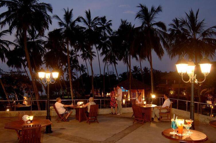 Royal Palms Beach Hotel