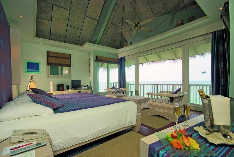 J Resort Alidhoo