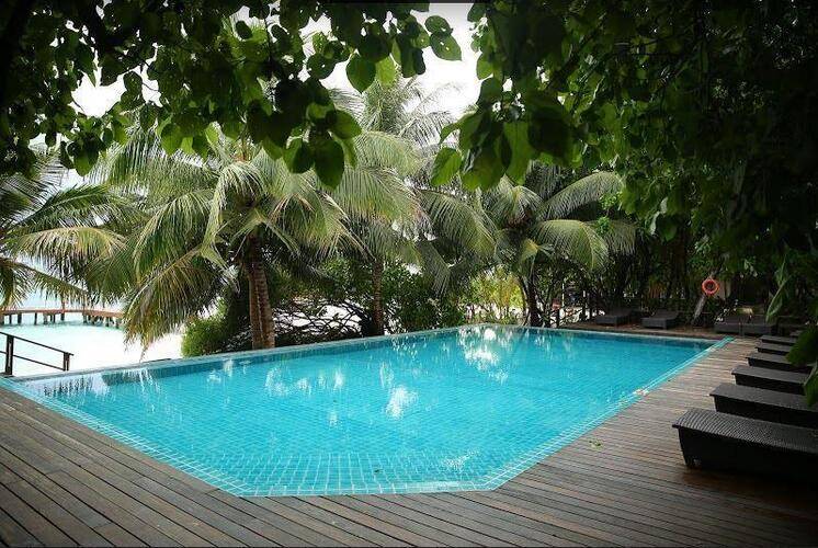 Eriyadu Island Resort