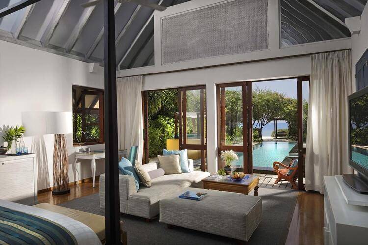 Four Seasons Resort Landaa Giravaru