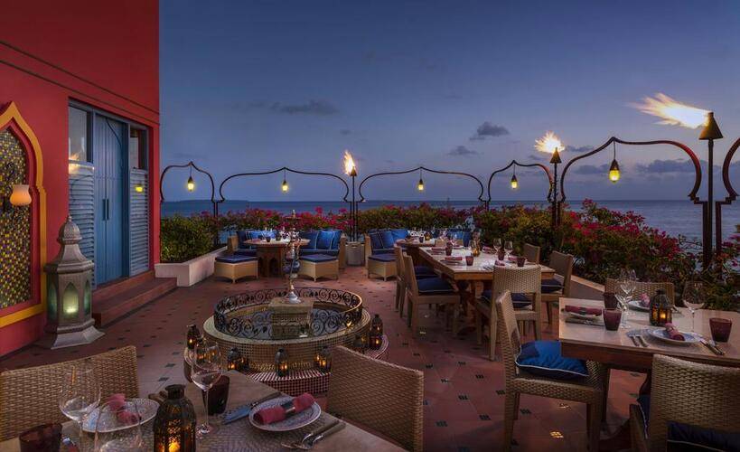 Four Seasons Resort Landaa Giravaru