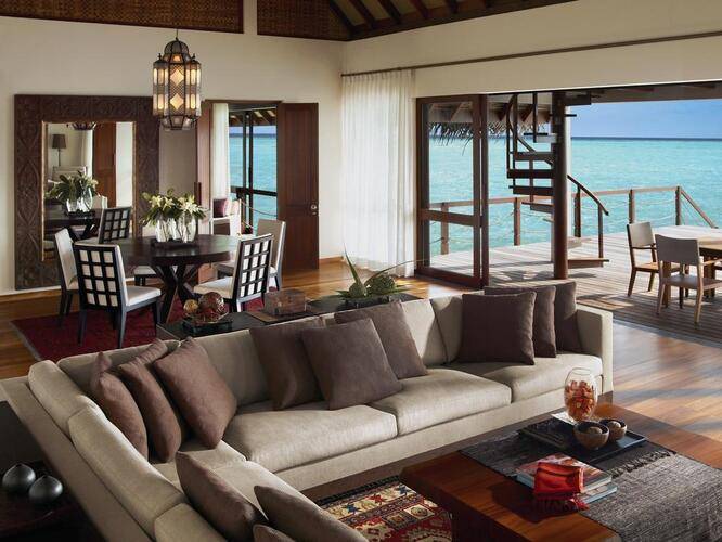 Four Seasons Resort Landaa Giravaru