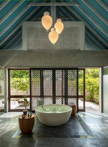 Four Seasons Resort Landaa Giravaru
