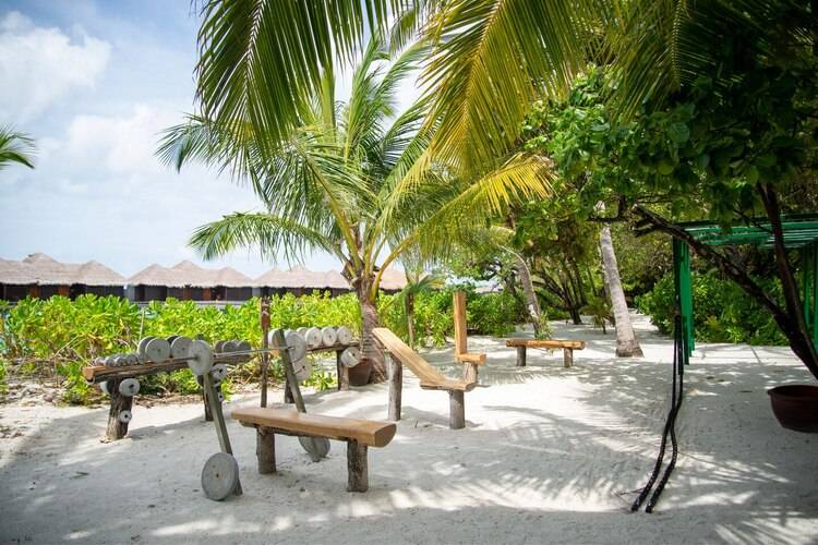 Sheraton Maldives Full Moon Resorts & Spa