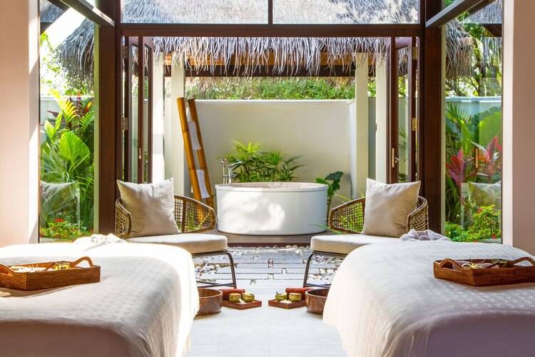 Sheraton Maldives Full Moon Resorts & Spa