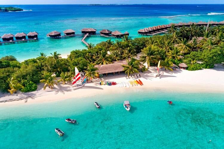 Sheraton Maldives Full Moon Resorts & Spa