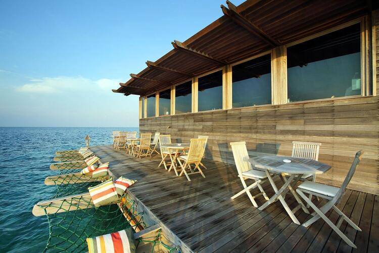 Gangehi Island Resort