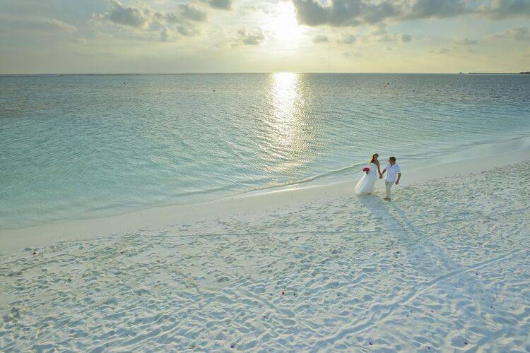 Holiday Island Resort