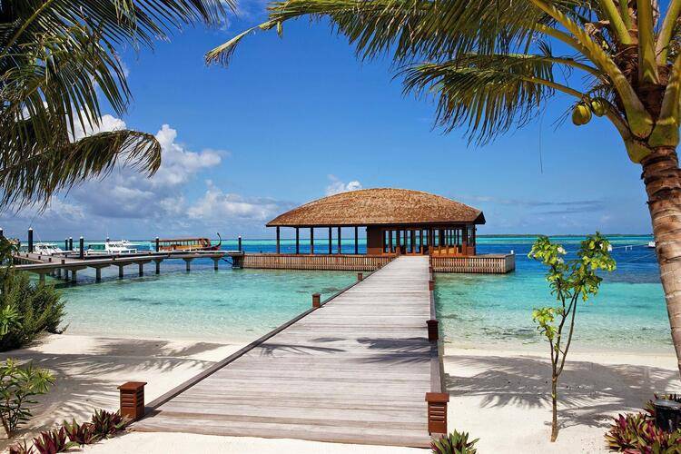 Hideaway Beach Resort & Spa (Ex. The Island Hideaway At Dhonakulhi)