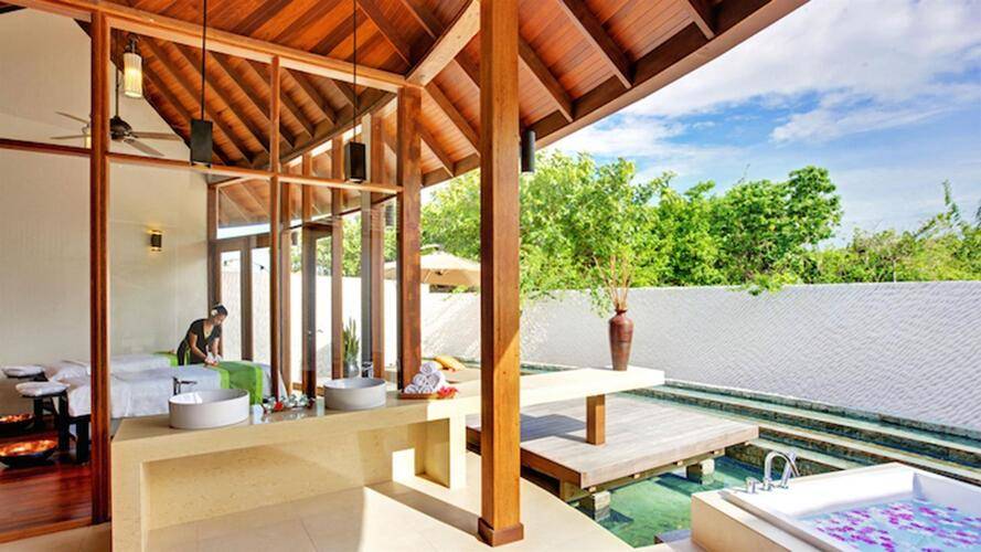 Hideaway Beach Resort & Spa (Ex. The Island Hideaway At Dhonakulhi)