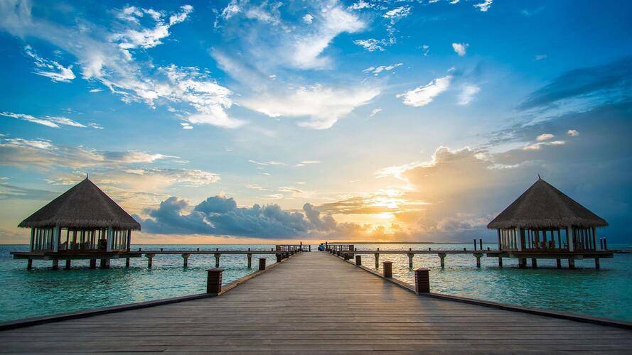 Hideaway Beach Resort & Spa (Ex. The Island Hideaway At Dhonakulhi)