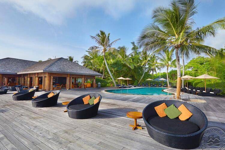 Kuredu Island Resort