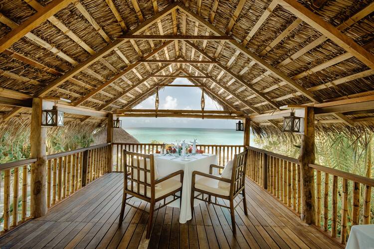 Makunudu Island Resort