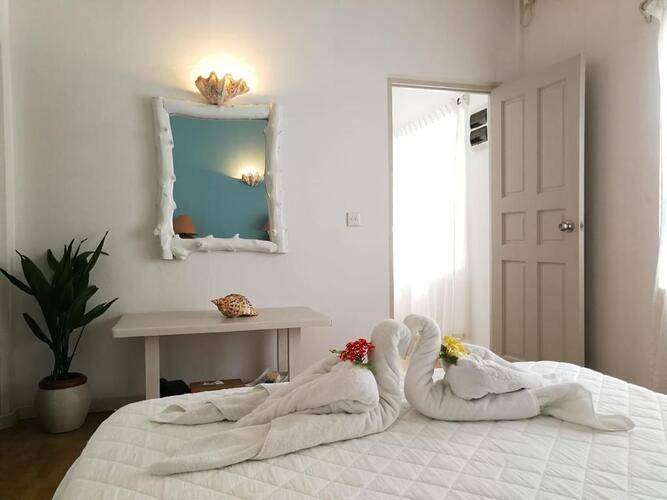 Nika Island Resort & Spa