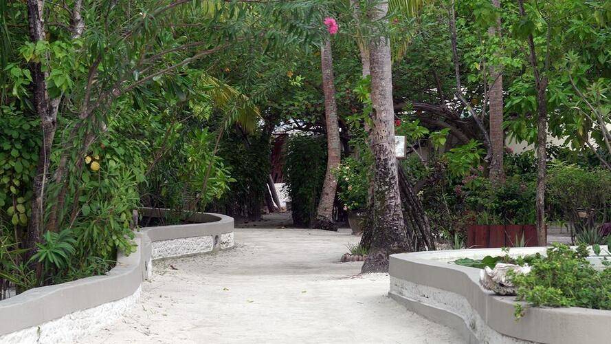 Nika Island Resort & Spa