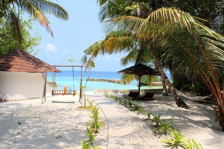 Nika Island Resort & Spa